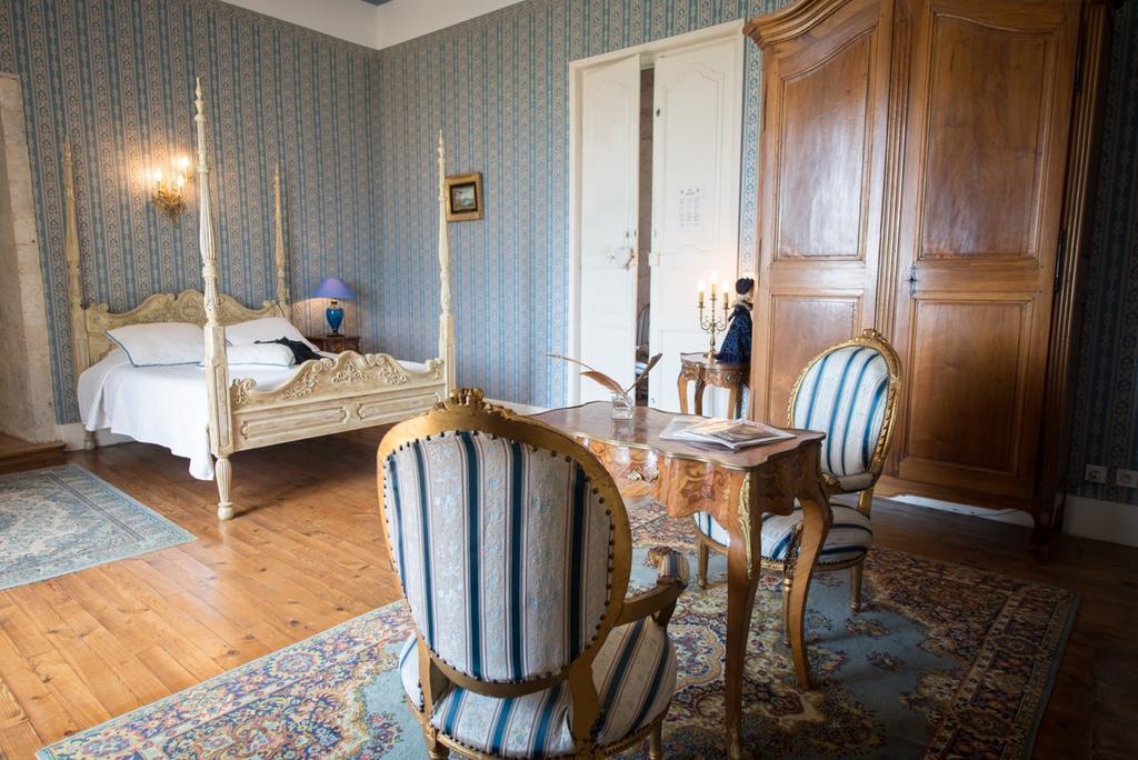 Chateau De Goudourville Villa Bagian luar foto