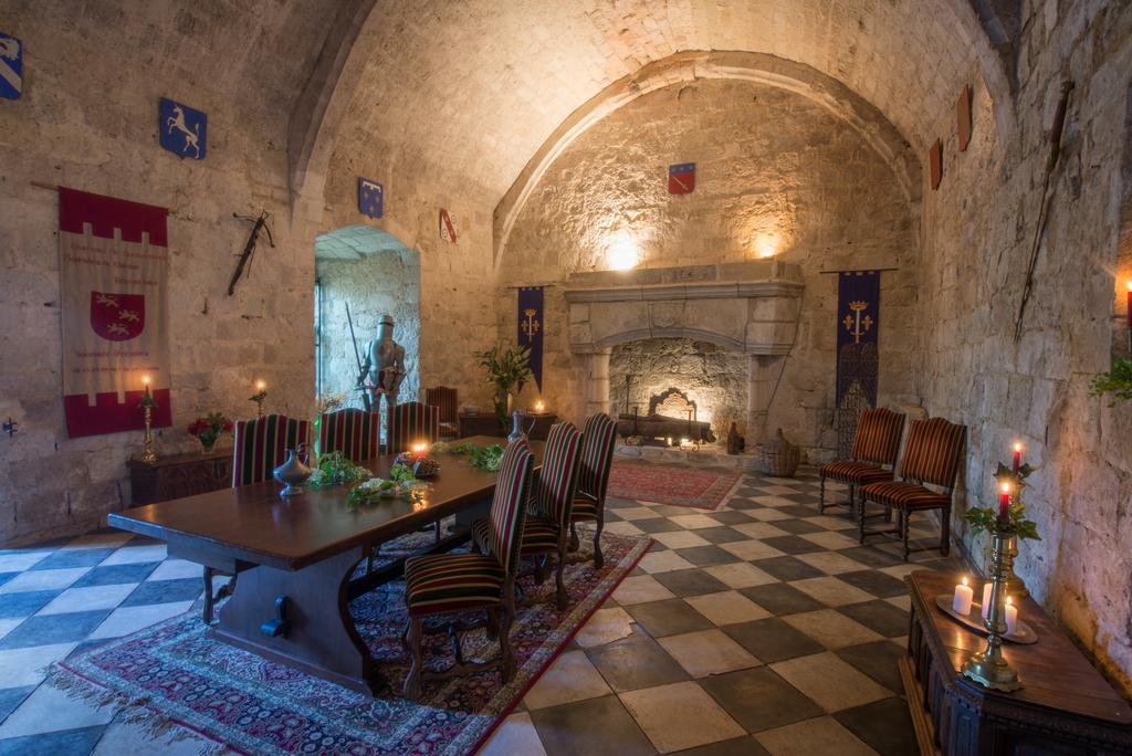 Chateau De Goudourville Villa Bagian luar foto
